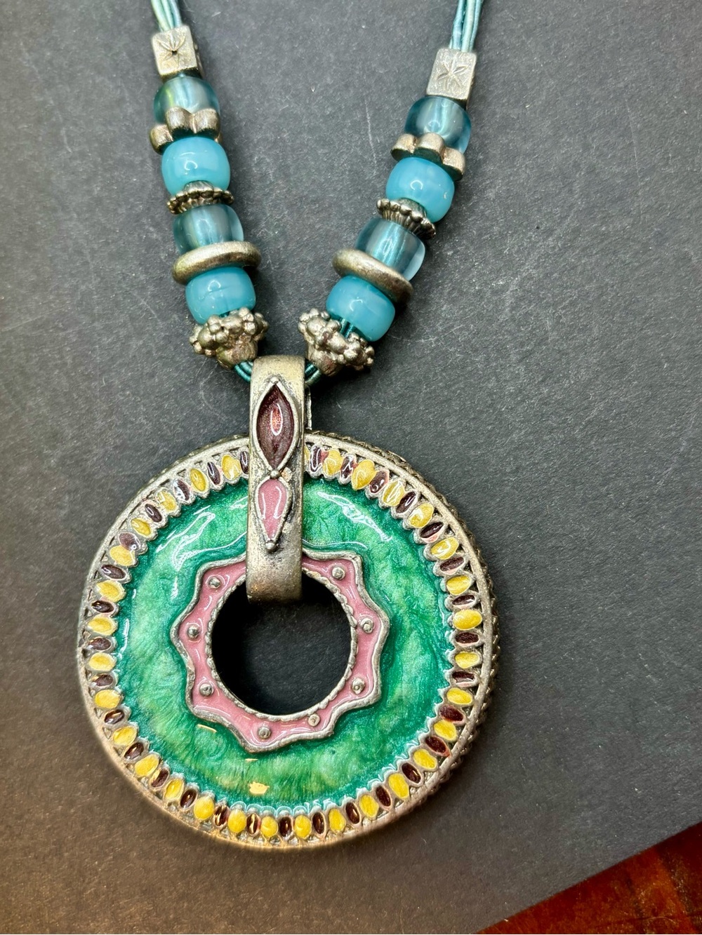 Vintage Green Enamel Round Pendant Necklace Boho Silver Tone Statement Jewelry